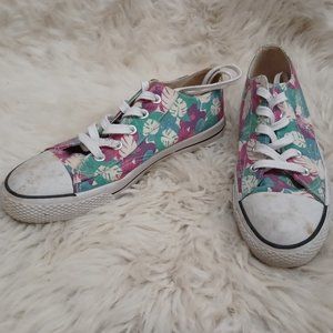 Airwalk tropical sneakers size 9.5